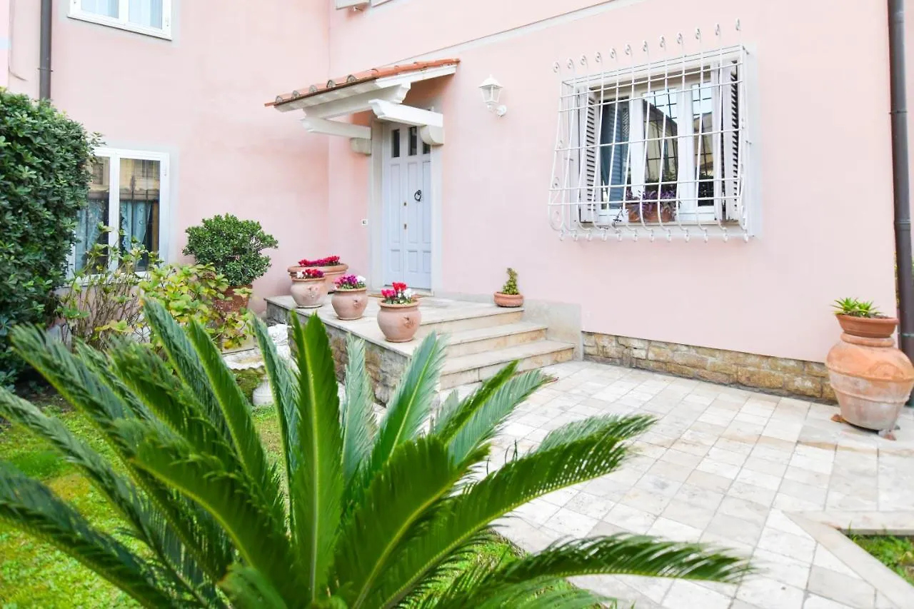 Vila Il Villino Di Monic Pisa Centro Prázdninový dům